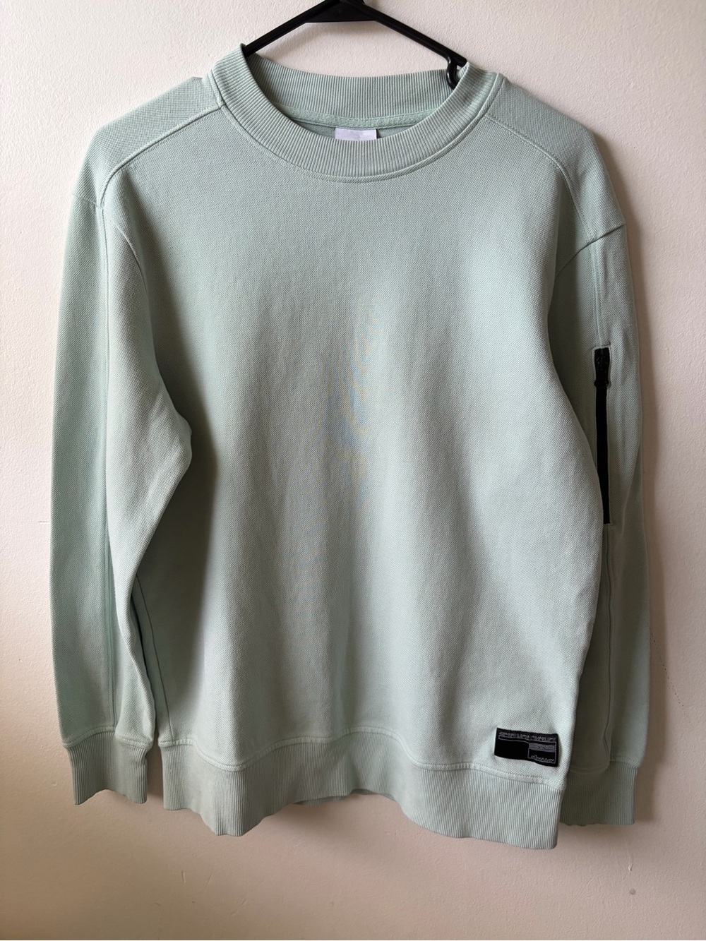 Zara Men's Crewneck Sweater in Mint Green